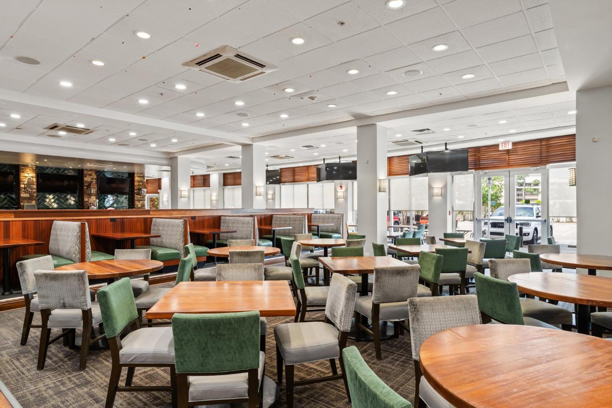 Holiday Inn Baton Rouge College Drive I-10 By Ihg Экстерьер фото