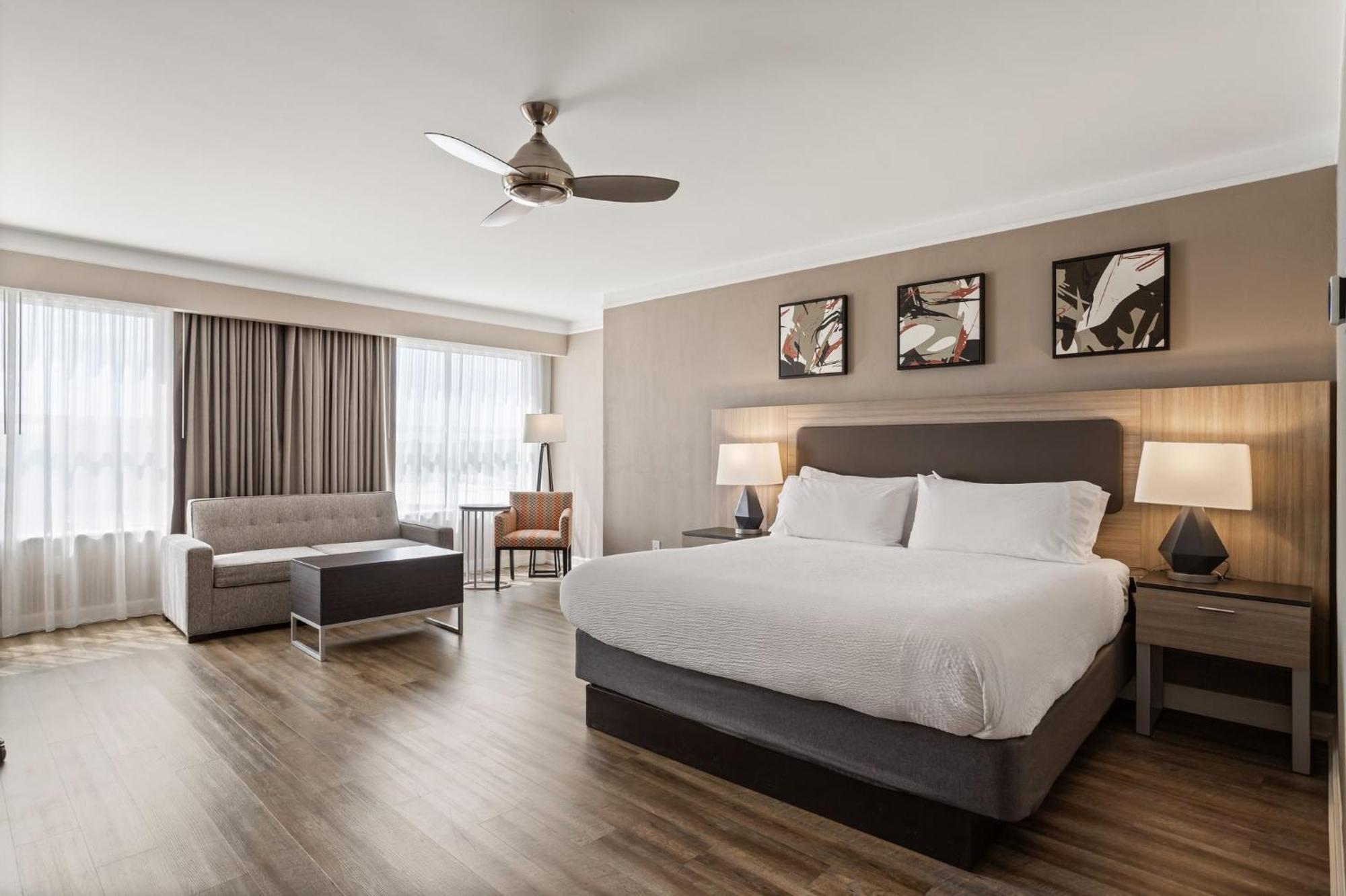 Holiday Inn Baton Rouge College Drive I-10 By Ihg Экстерьер фото