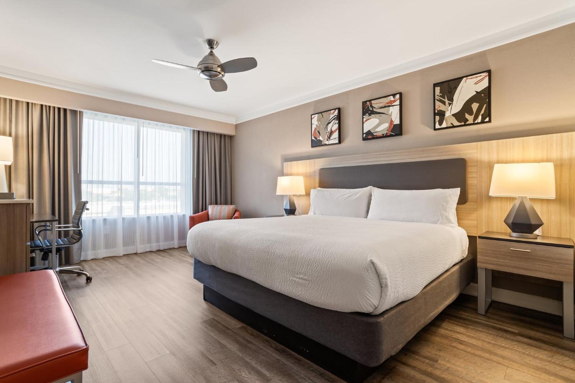 Holiday Inn Baton Rouge College Drive I-10 By Ihg Экстерьер фото